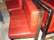Продажа красных кожаных диванов бу