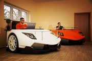 Lamborghini Murcielago: письмовий стіл в стилі автомобіля Доставка по 